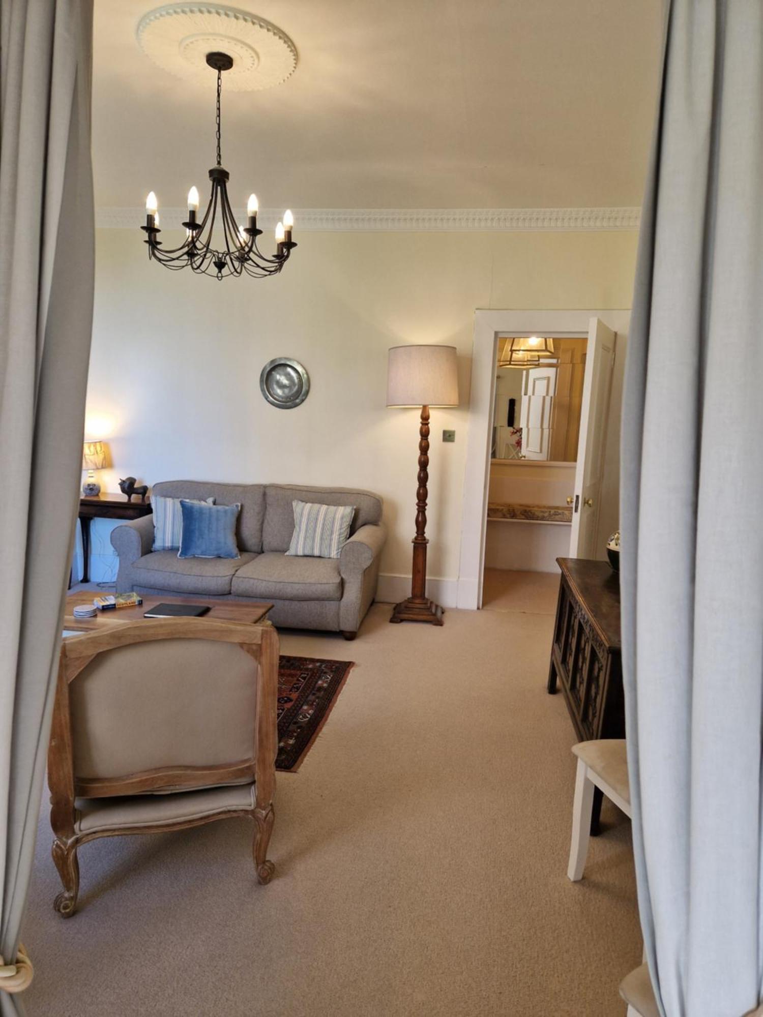 Joivy Gorgeous Georgian Flat In New Town